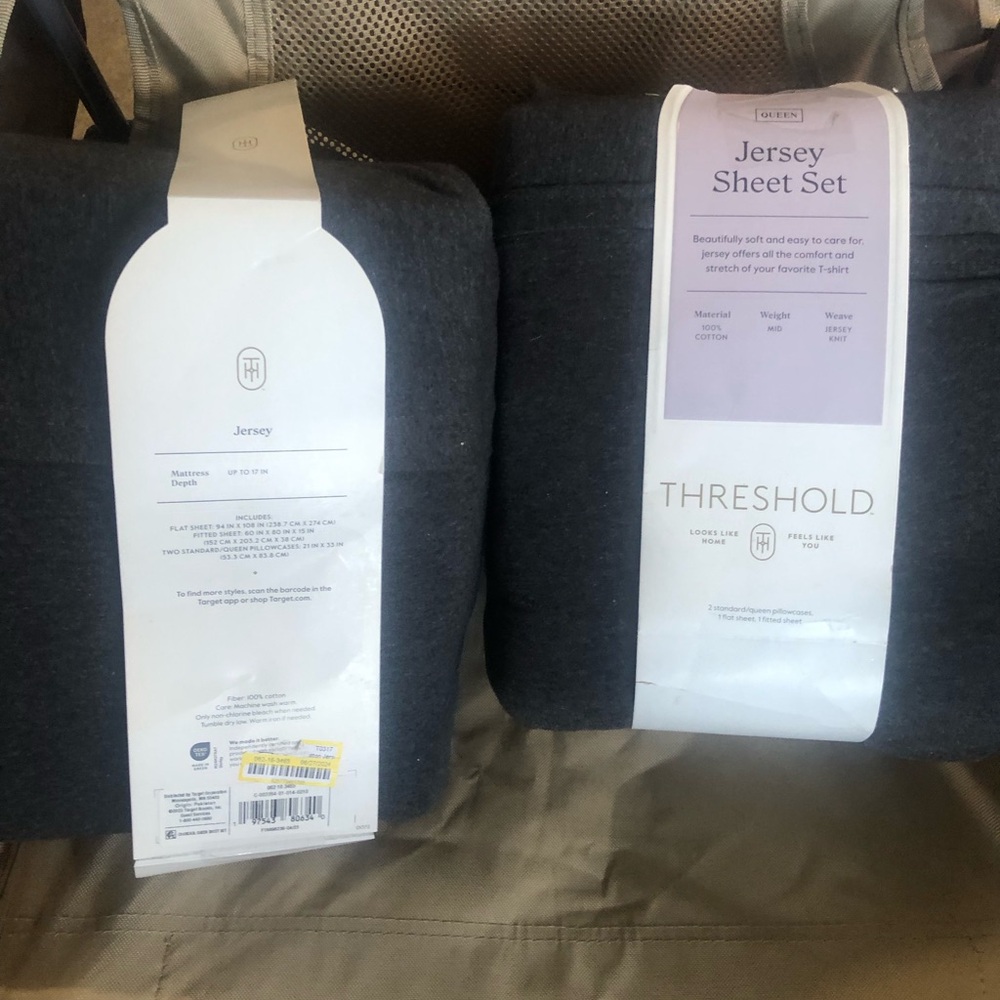New Threshold Jersey sheet set - Picture 4 of 8